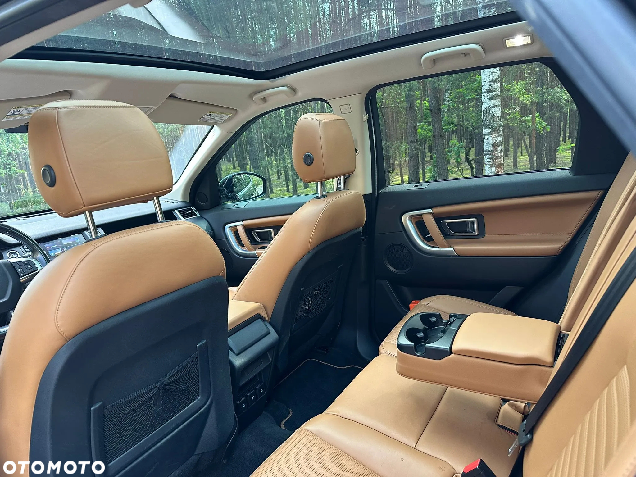 Land Rover Discovery V 2.0 Si4 HSE Luxury - 9