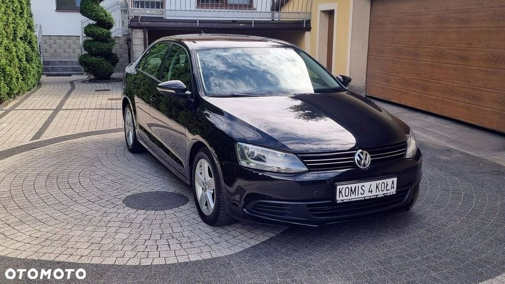 Volkswagen Jetta - 8