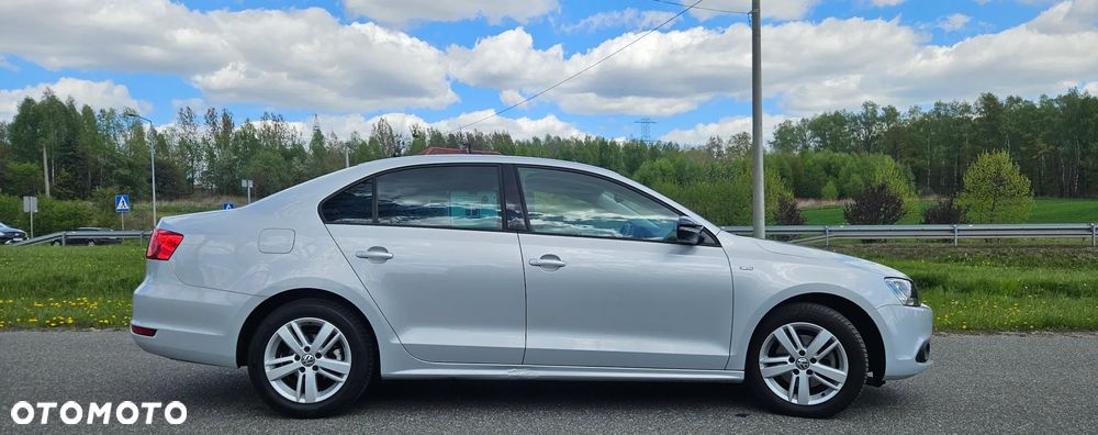 Volkswagen Jetta 1.4 TSI Match - 8