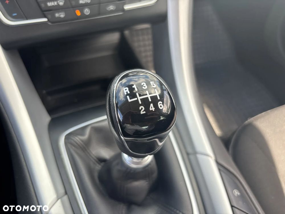 Ford Mondeo 1.5 EcoBoost Trend - 25