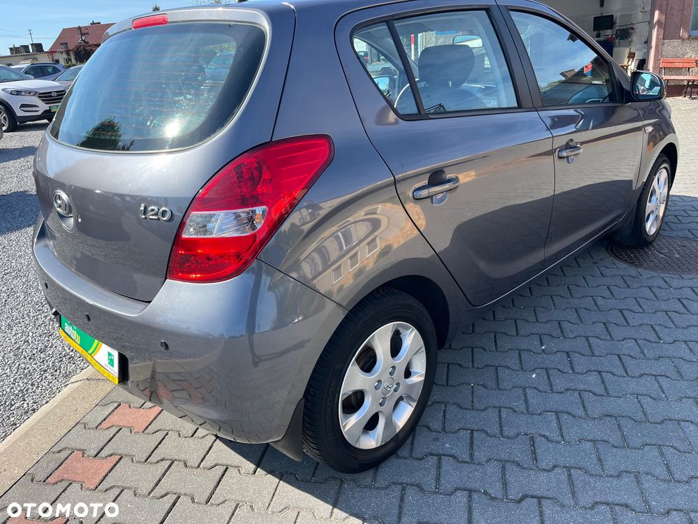 Hyundai i20 - 3