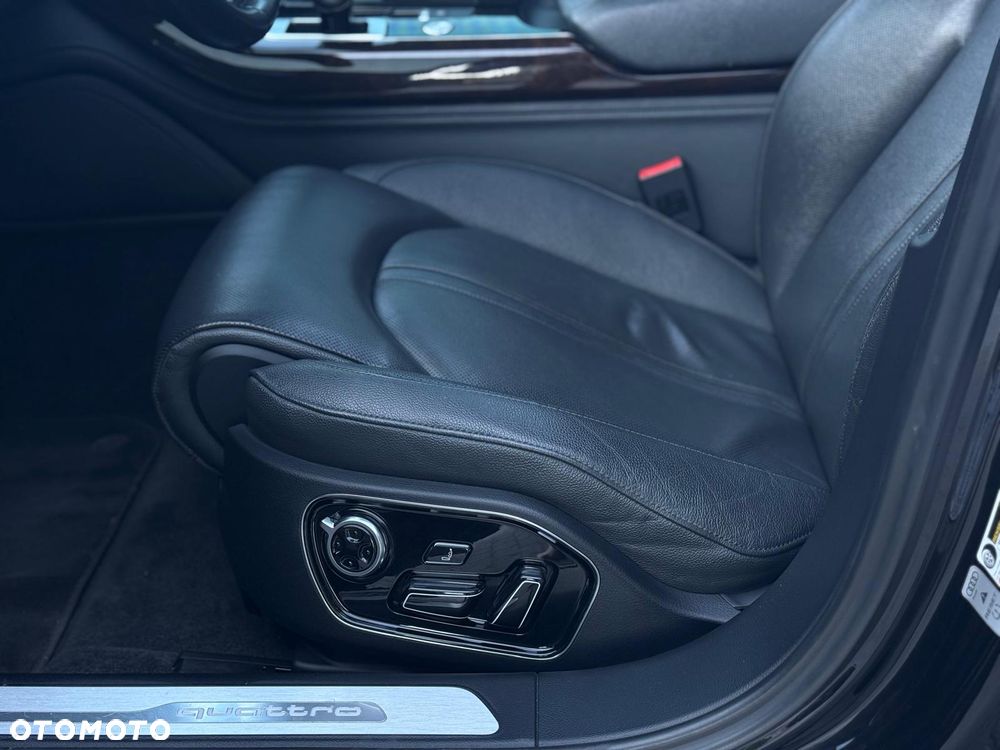 Audi A8 - 14