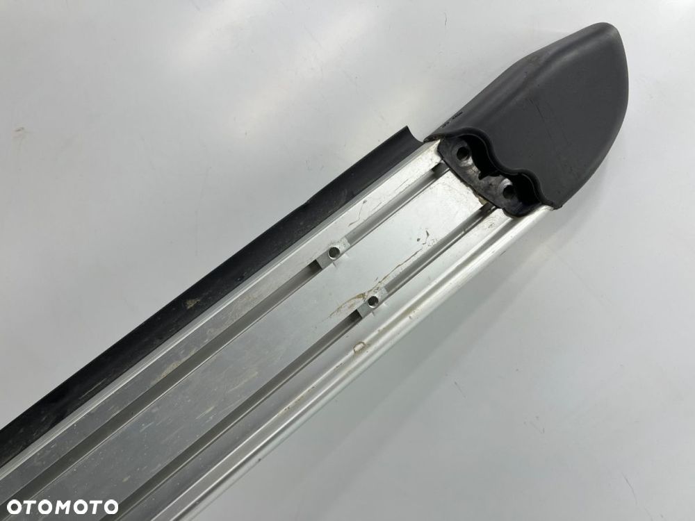 Nakładka progu Renault Captur 2 II 19r.- ASX 2 II 23r.- PRAWY stopień zewnętrzny oryginalny PRÓG - 15