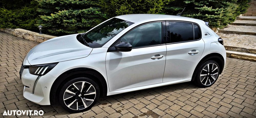 Peugeot 208 Elektromotor 136 GT+ - 17