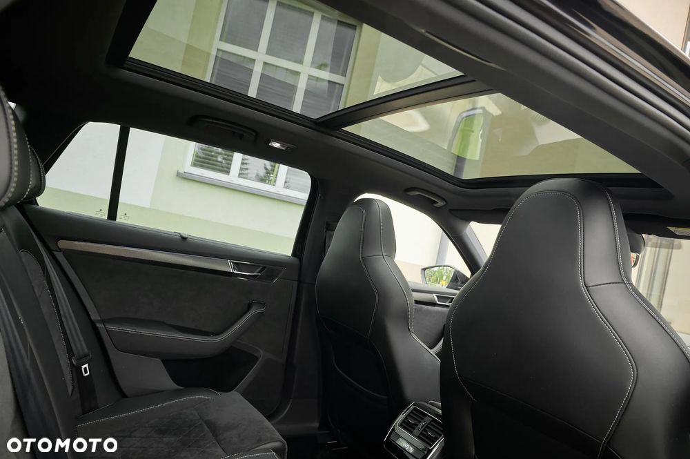 Skoda Superb 1.5 TSI DSG Sportline - 4