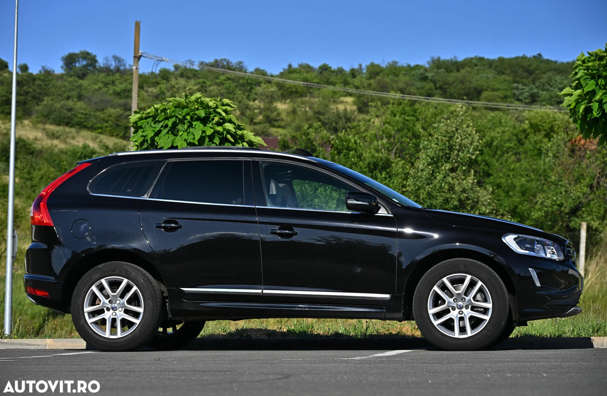 Volvo XC 60 D4 AWD Geartronic Linje Inscription - 3