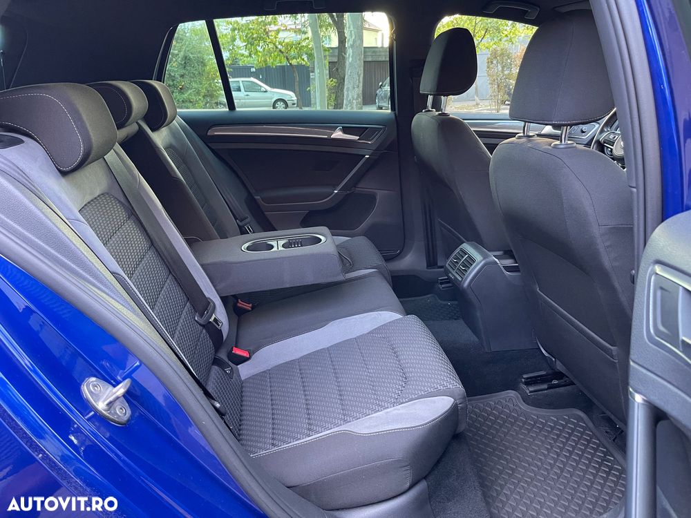 Volkswagen Golf - 7