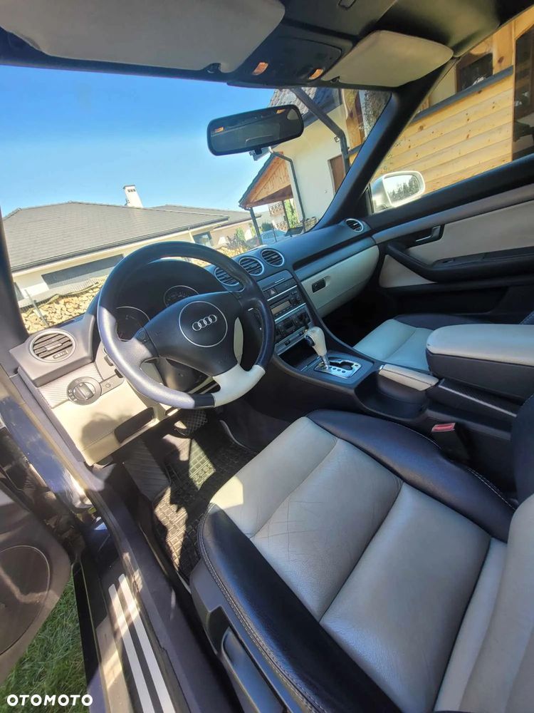 Audi A4 Cabrio ver-2-5-tdi-multitronic - 17