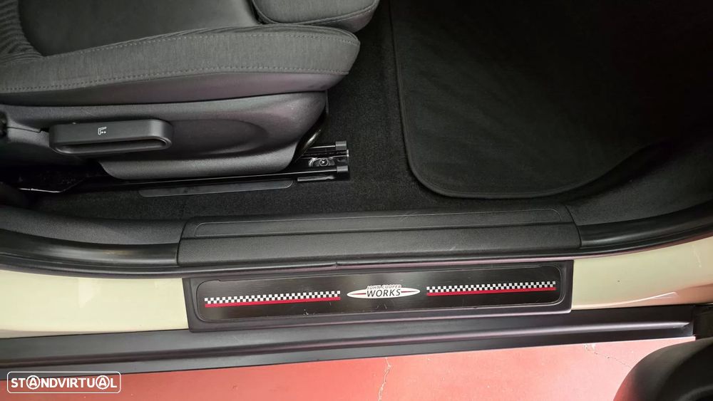 MINI Clubman One D 4Business — fotografia 60