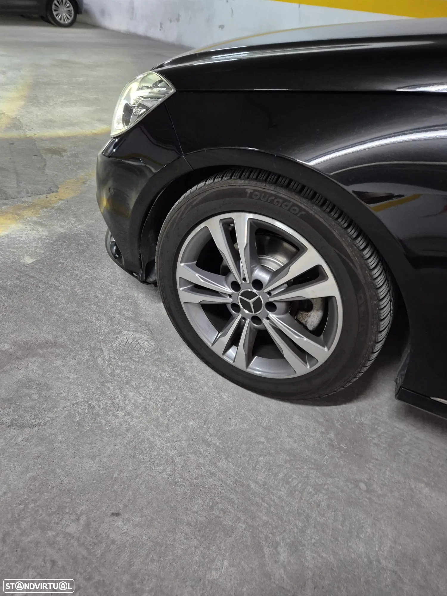 Mercedes-Benz E 220 BlueTEC Avantgarde Auto. - 5