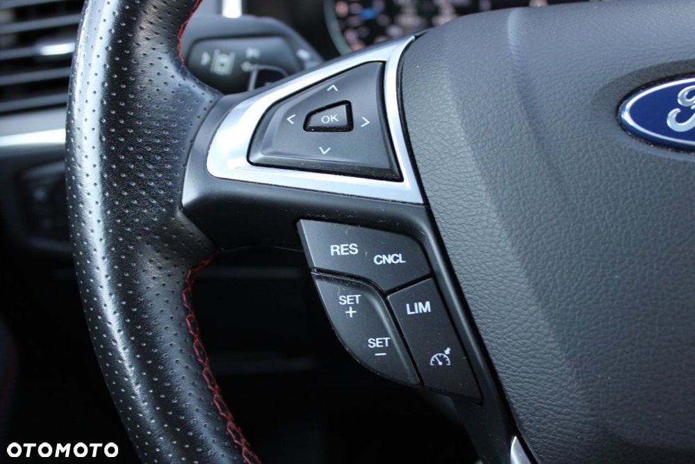 Ford S-Max - 25