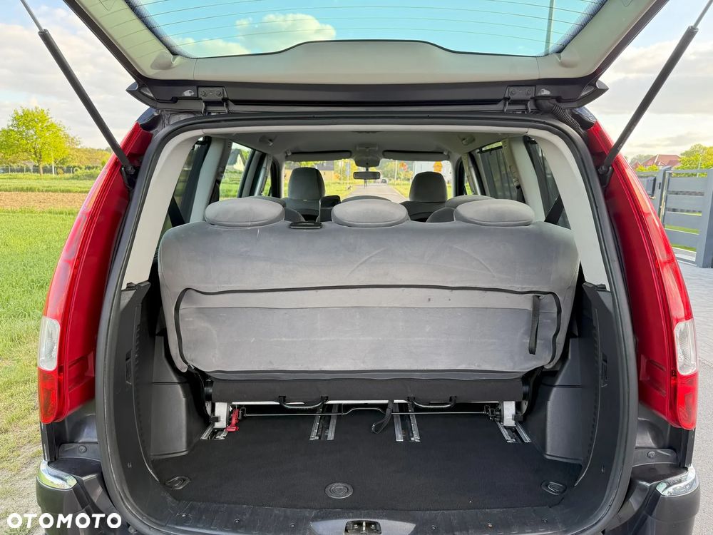 Citroën C8 2.0 16V Style - 16