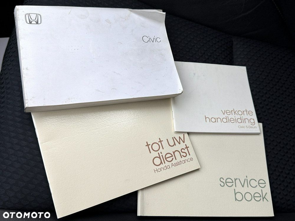 Honda Civic 1.8 Sport - 13