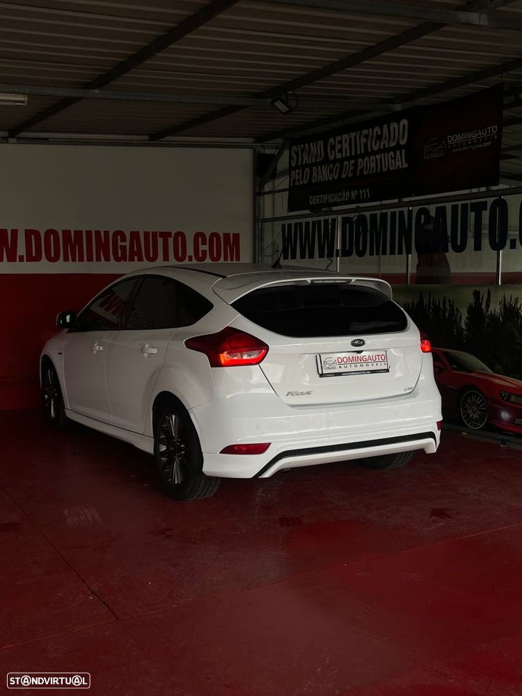 Ford Focus 1.5 TDCi ST-Line DPS - 5