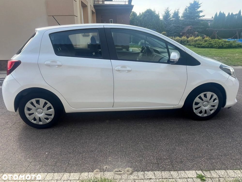 Toyota Yaris 1.0 VVT-i - 9