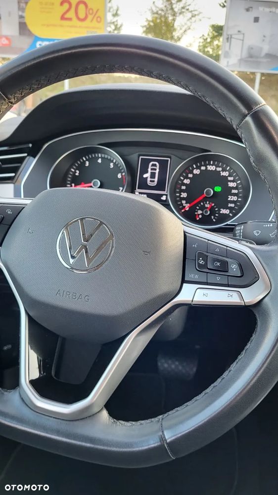 Volkswagen Passat 2.0 TSI Business DSG - 23