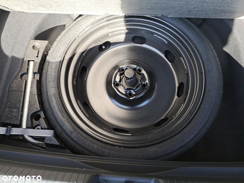 Volkswagen Golf - 19