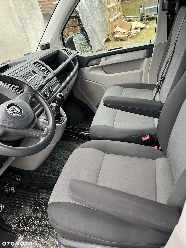 Volkswagen TRANSPORTER T6 - 12