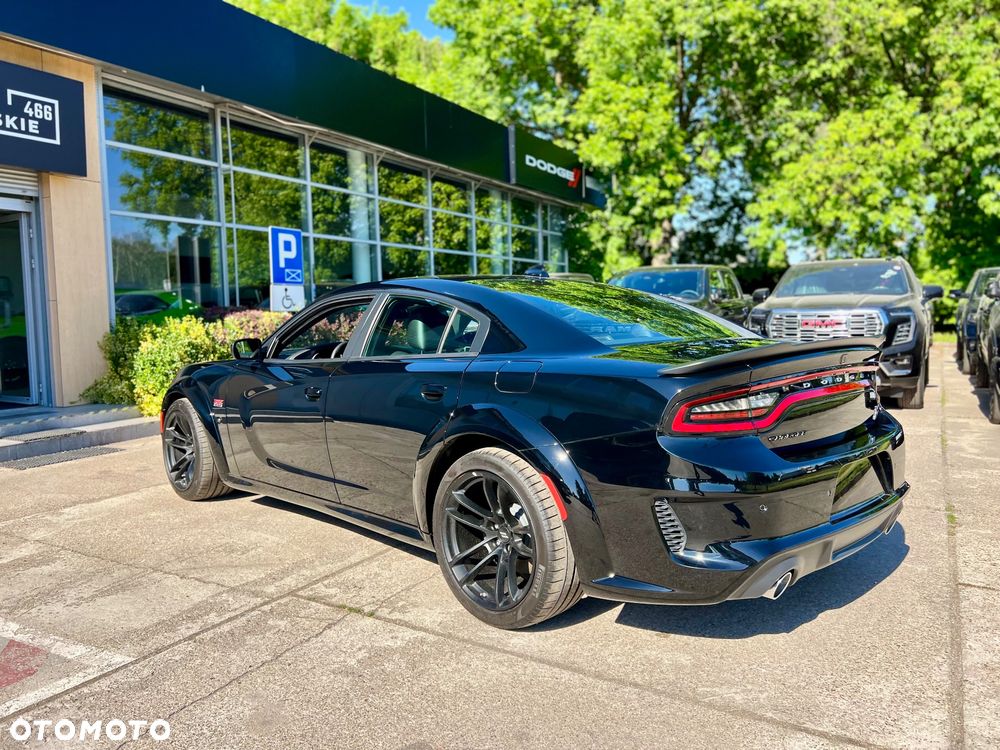 Dodge Charger 6.4 Scat Pack Widebody - 7