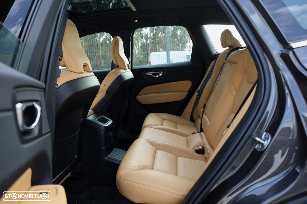 Volvo XC 60 2.0 T8 PHEV Inscription AWD - 11