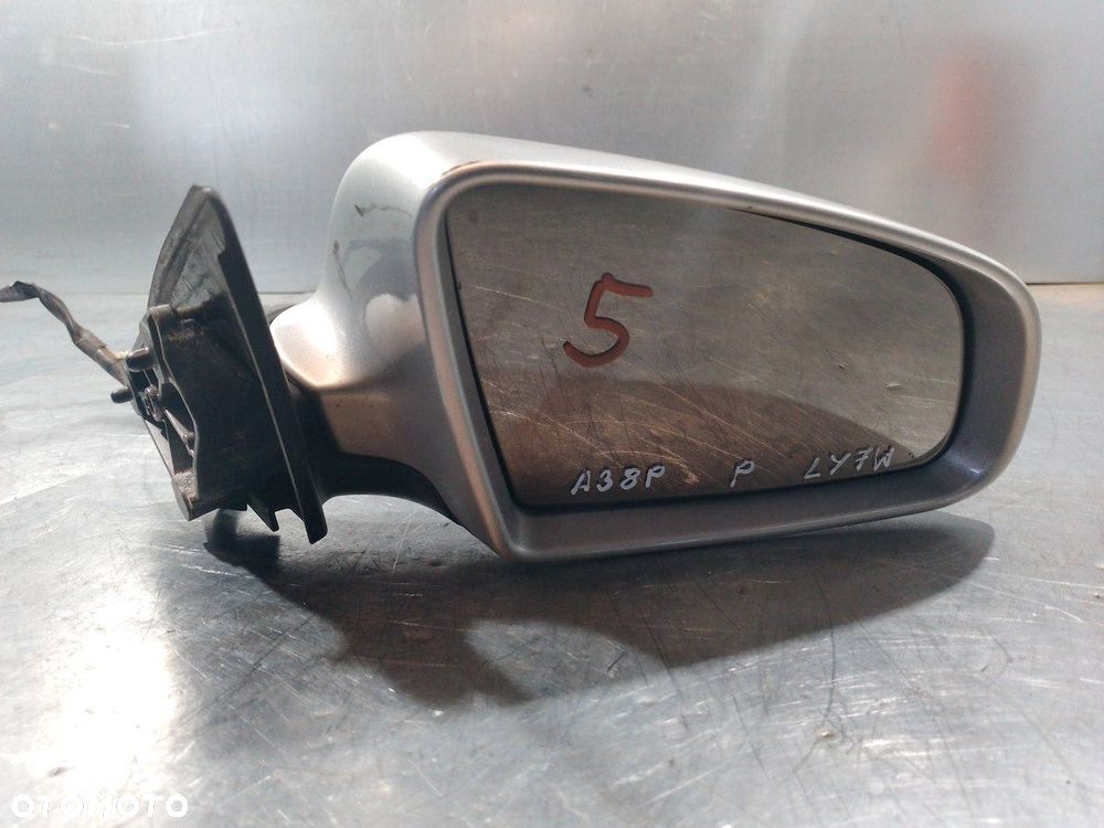 LUSTERKO PRAWE AUDI A3 ( 8P1 ) E1010754 LY7W - 3