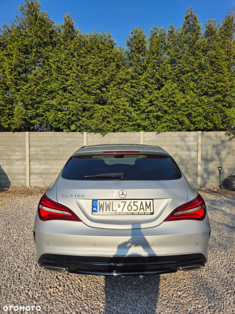 Mercedes-Benz CLA 180 7G-DCT AMG Line - 14