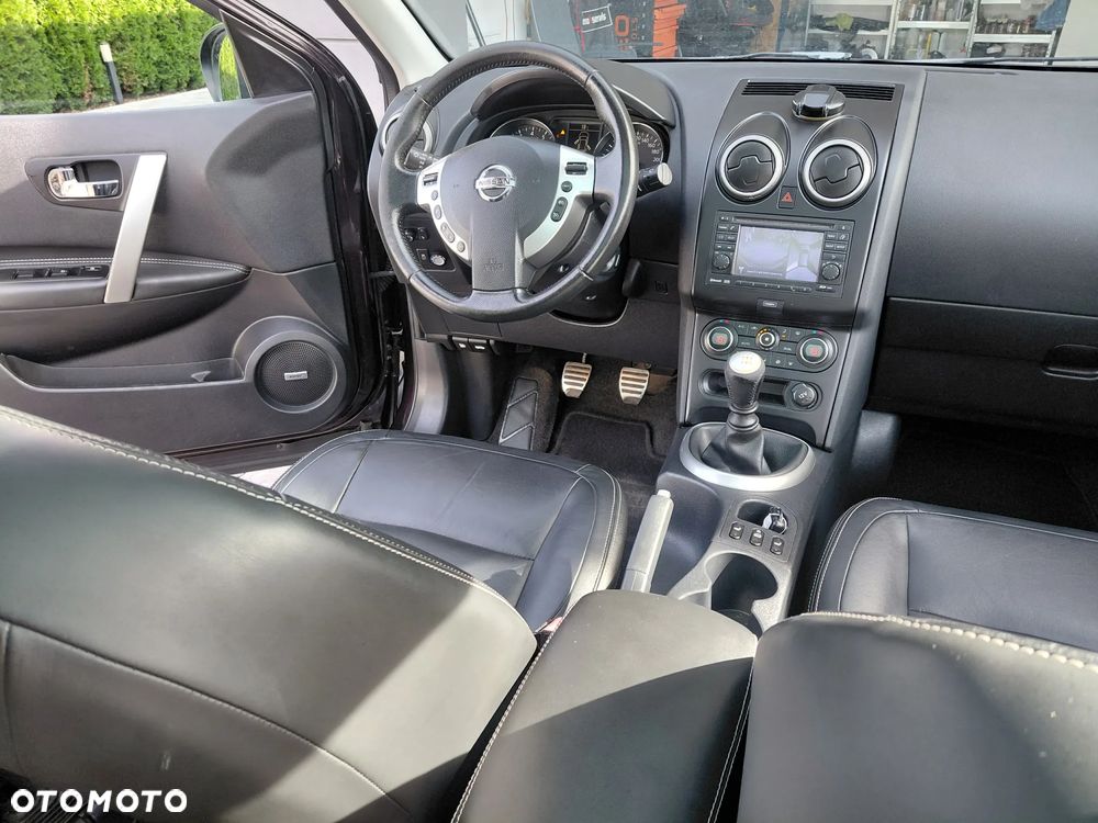 Nissan Qashqai+2 - 27