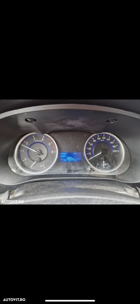 Toyota Hilux 4x4 Double Cab M/T Style - 7