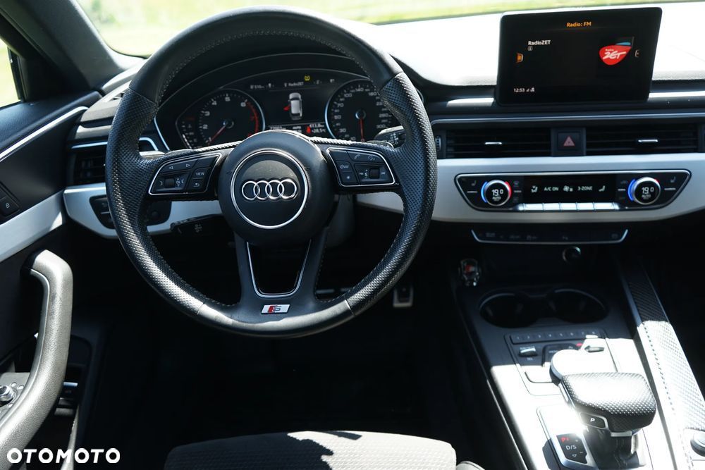Audi A4 Avant 40 TFSI S tronic S line - 22
