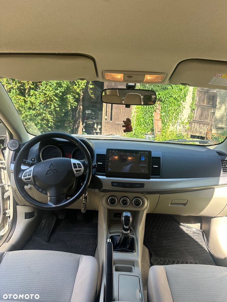 Mitsubishi Lancer 1.8 Intense - 6