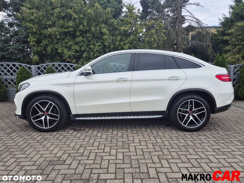 Mercedes-Benz GLE - 23