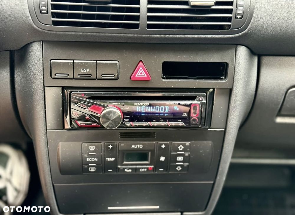 Audi A3 3-drzwiowe 1.8T Ambition - 17