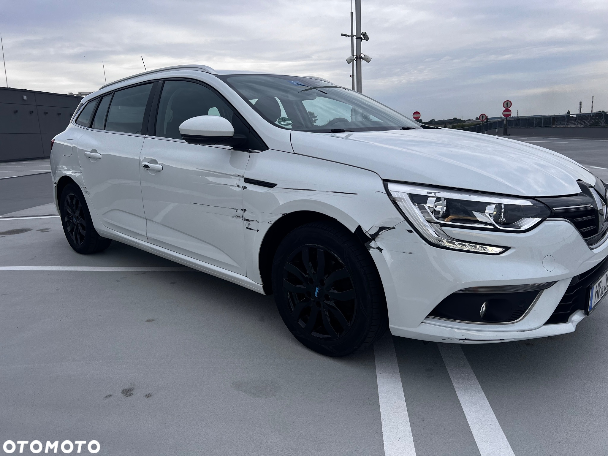 Renault Megane 1.5 dCi Business - 6