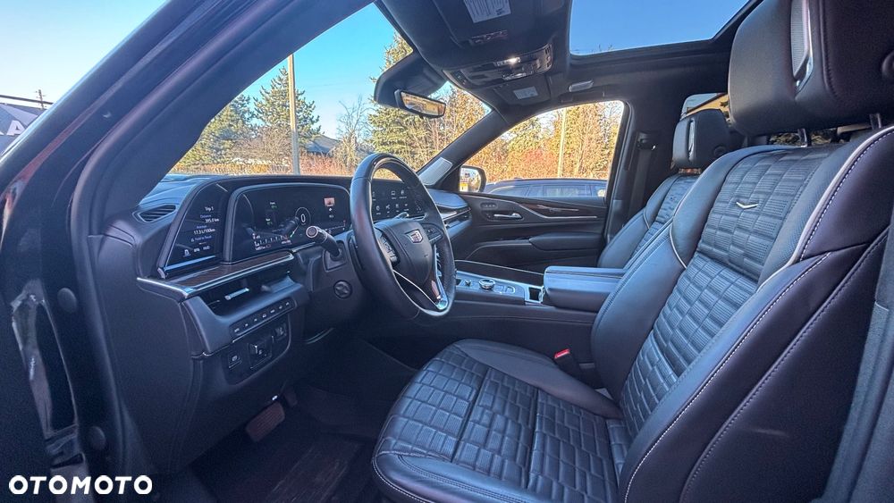 Cadillac Escalade 6.2 V8 AWD AT Platinum - 27