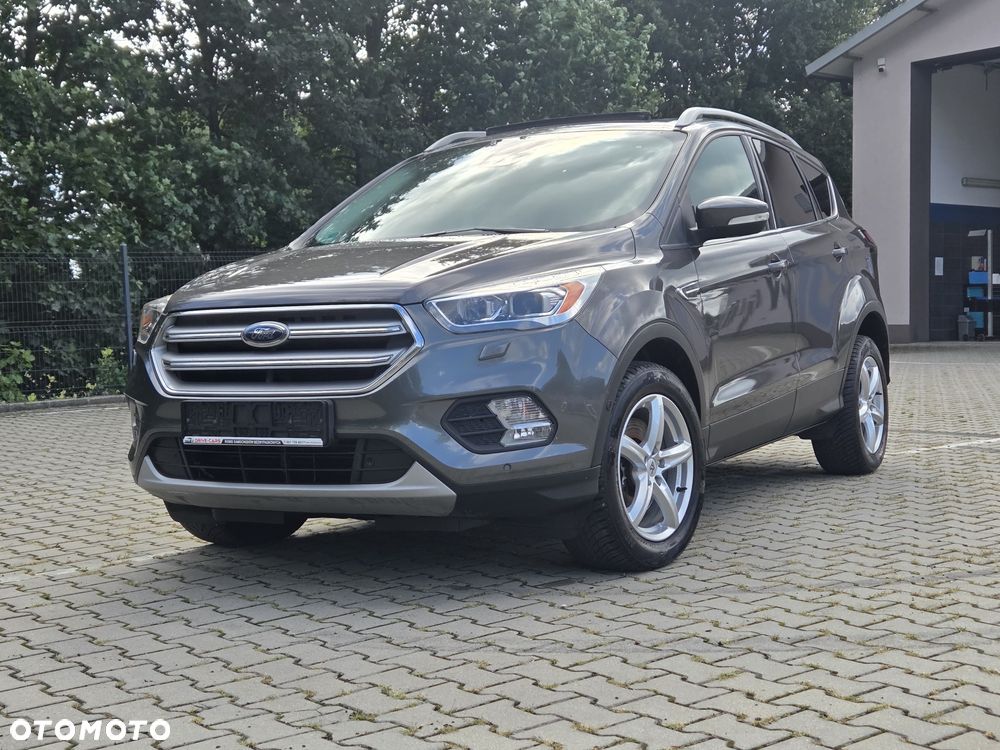 Ford Kuga 2.0 TDCi 2x4 Titanium - 22