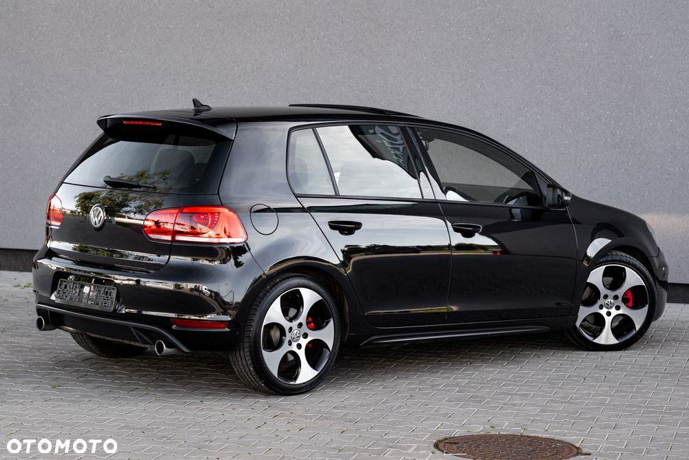 Volkswagen Golf 2.0 GTI - 14
