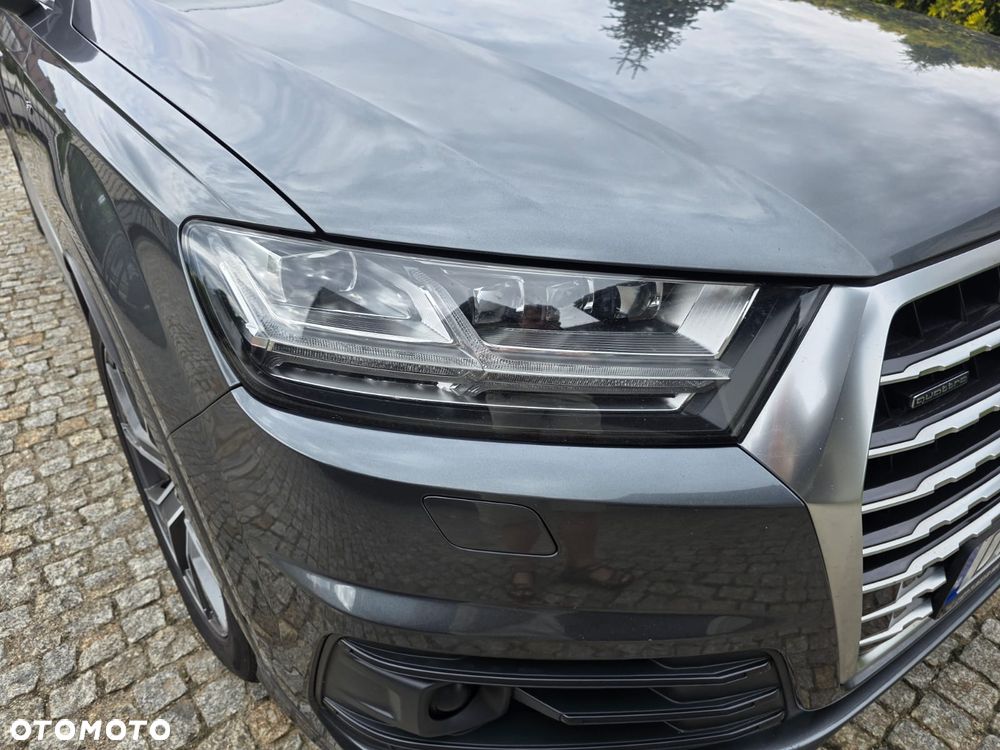 Audi Q7 - 6