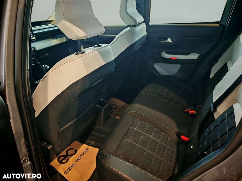 Citroën C3 1.2 PureTech 100 S&S BVM6 MAX - 11