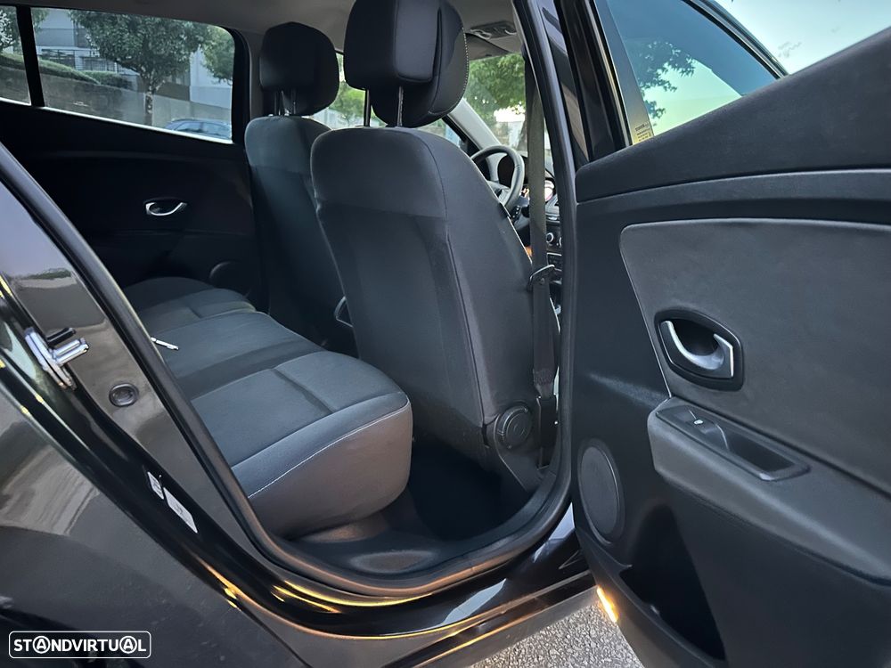 Renault Mégane 1.5 dCi Dynamique S - 30