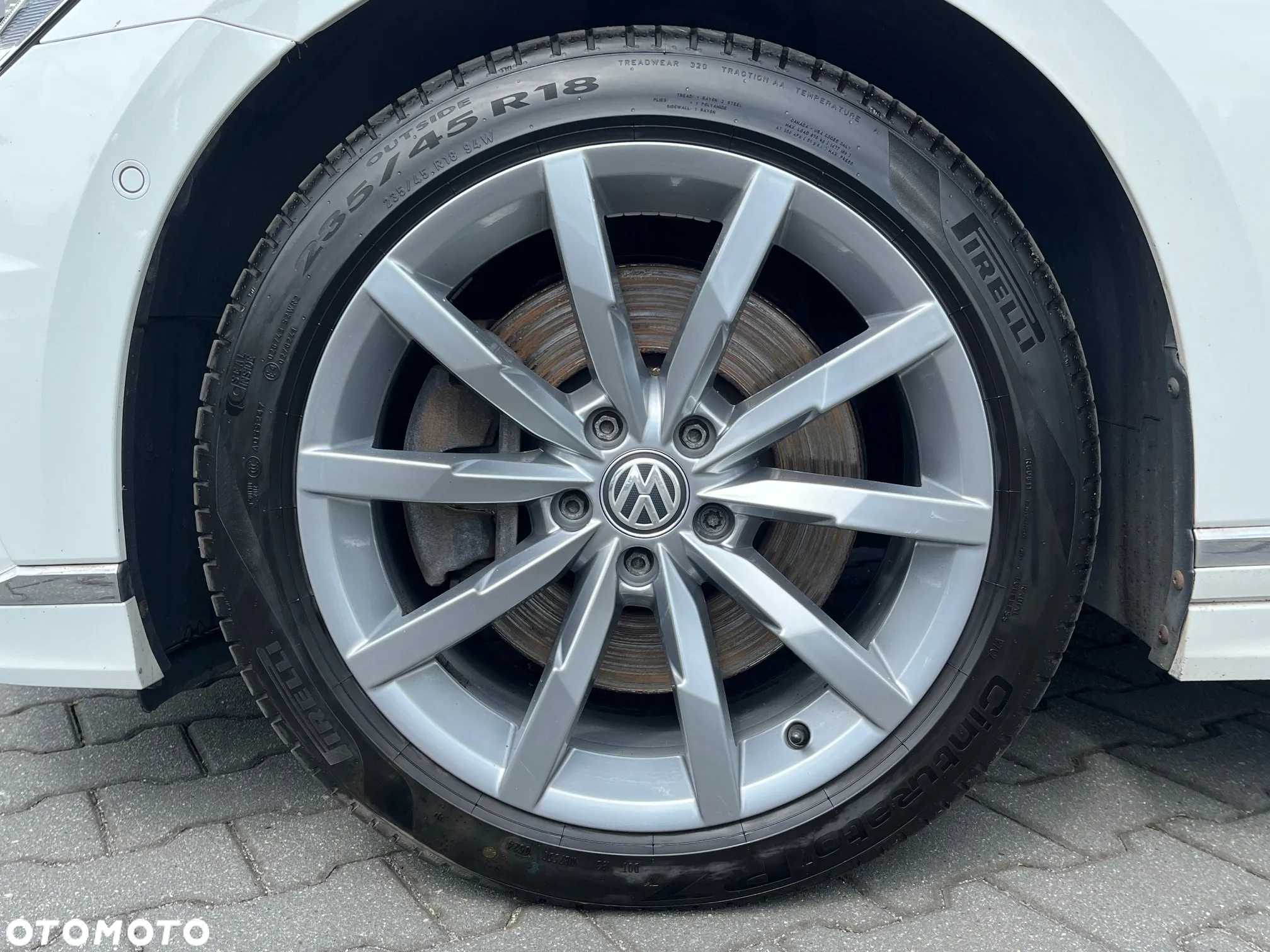 Volkswagen Passat 2.0 TDI Bi-Turbo BMT 4Mot Highline DSG - 3