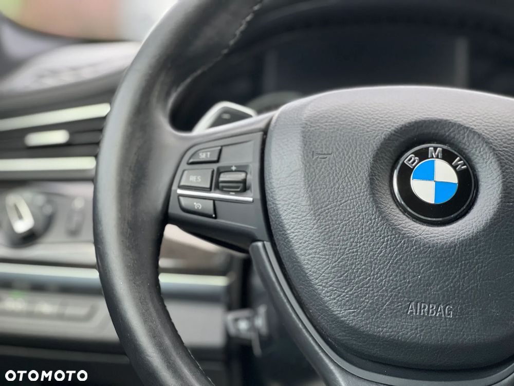 BMW Seria 7 - 22