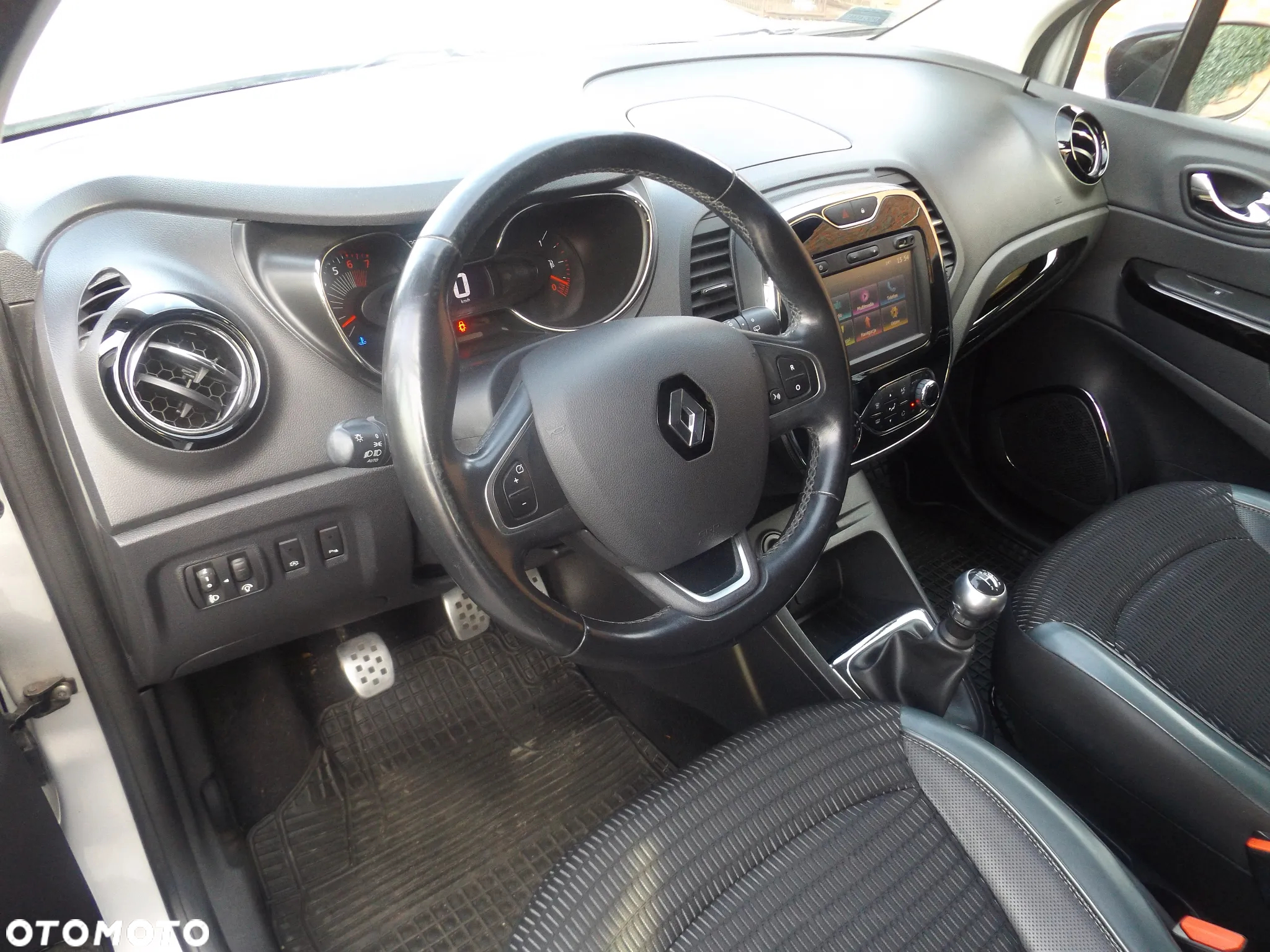 Renault Captur (ENERGY) TCe 90 INTENS - 8