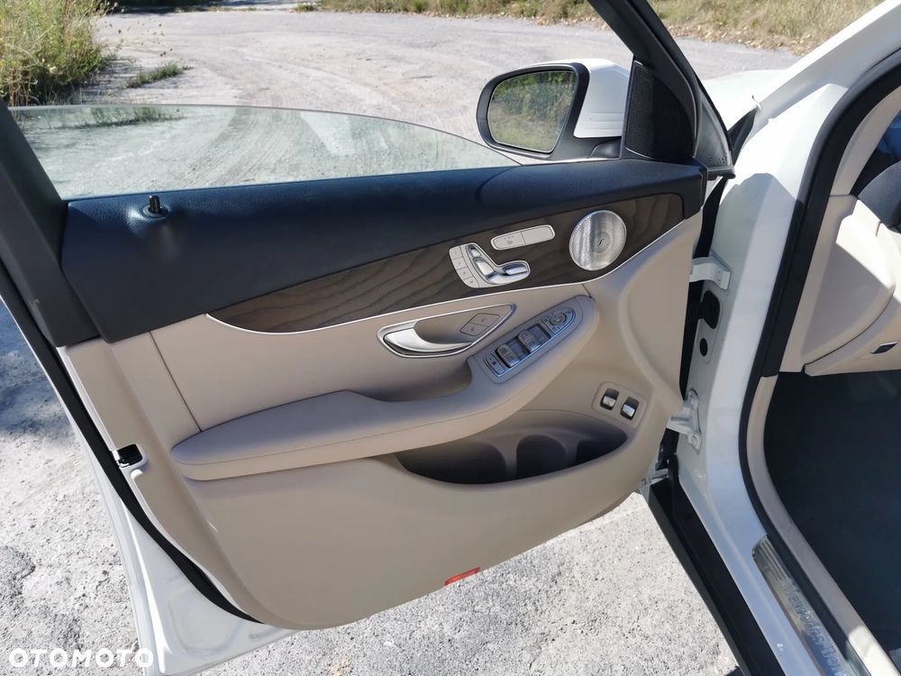 Mercedes-Benz GLC - 20