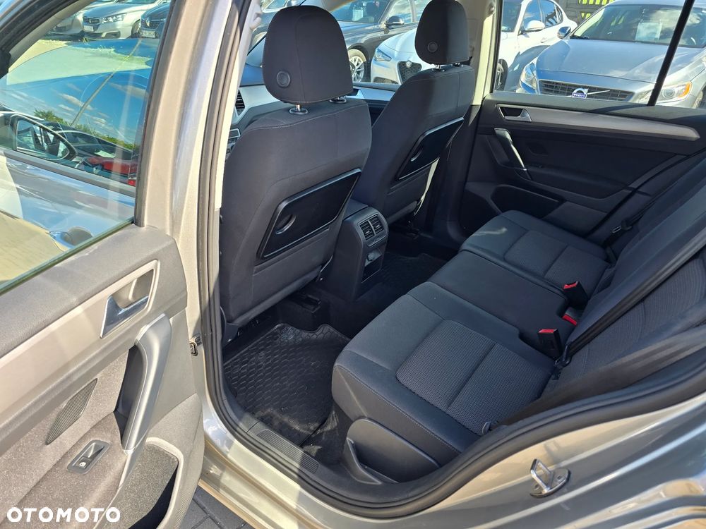 Volkswagen Golf Sportsvan - 9
