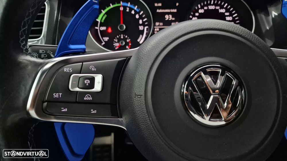 VW Golf 1.4 GTE Plug-in - 32