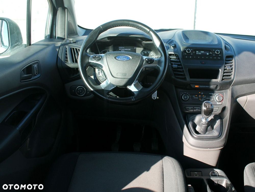 Ford Transit Connect - 9