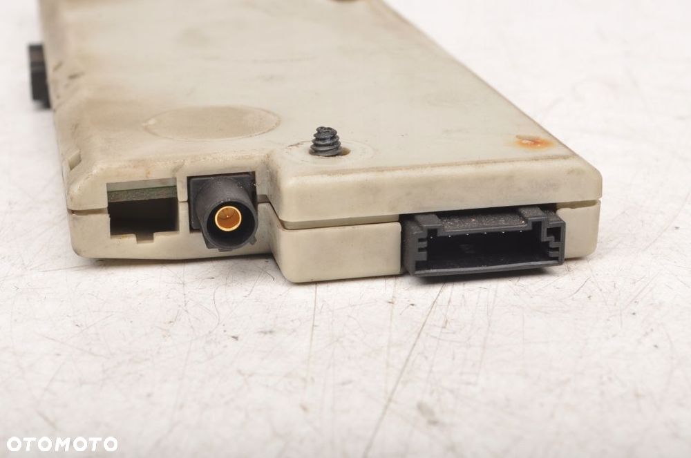 BMW 7 F02 WZMACNIACZ ANTENOWY 9209436 - 3