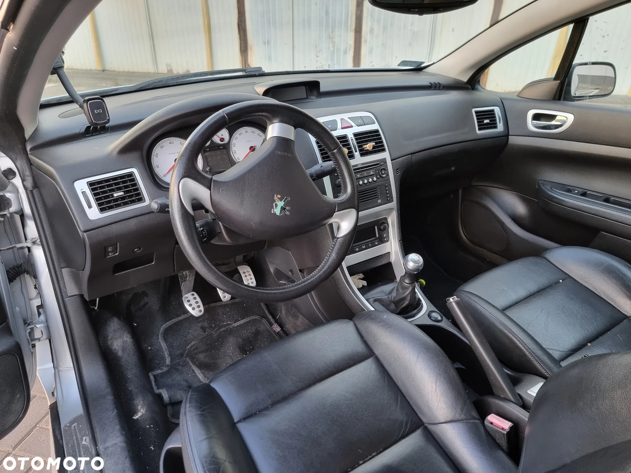 Peugeot 307 CC 1.6 Intense - 14
