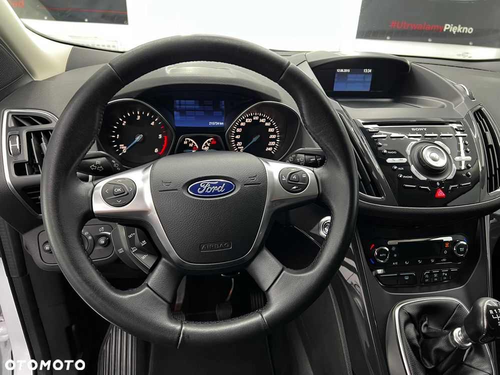 Ford Kuga - 37