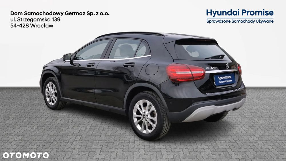Mercedes-Benz GLA 180 7G-DCT Style - 3